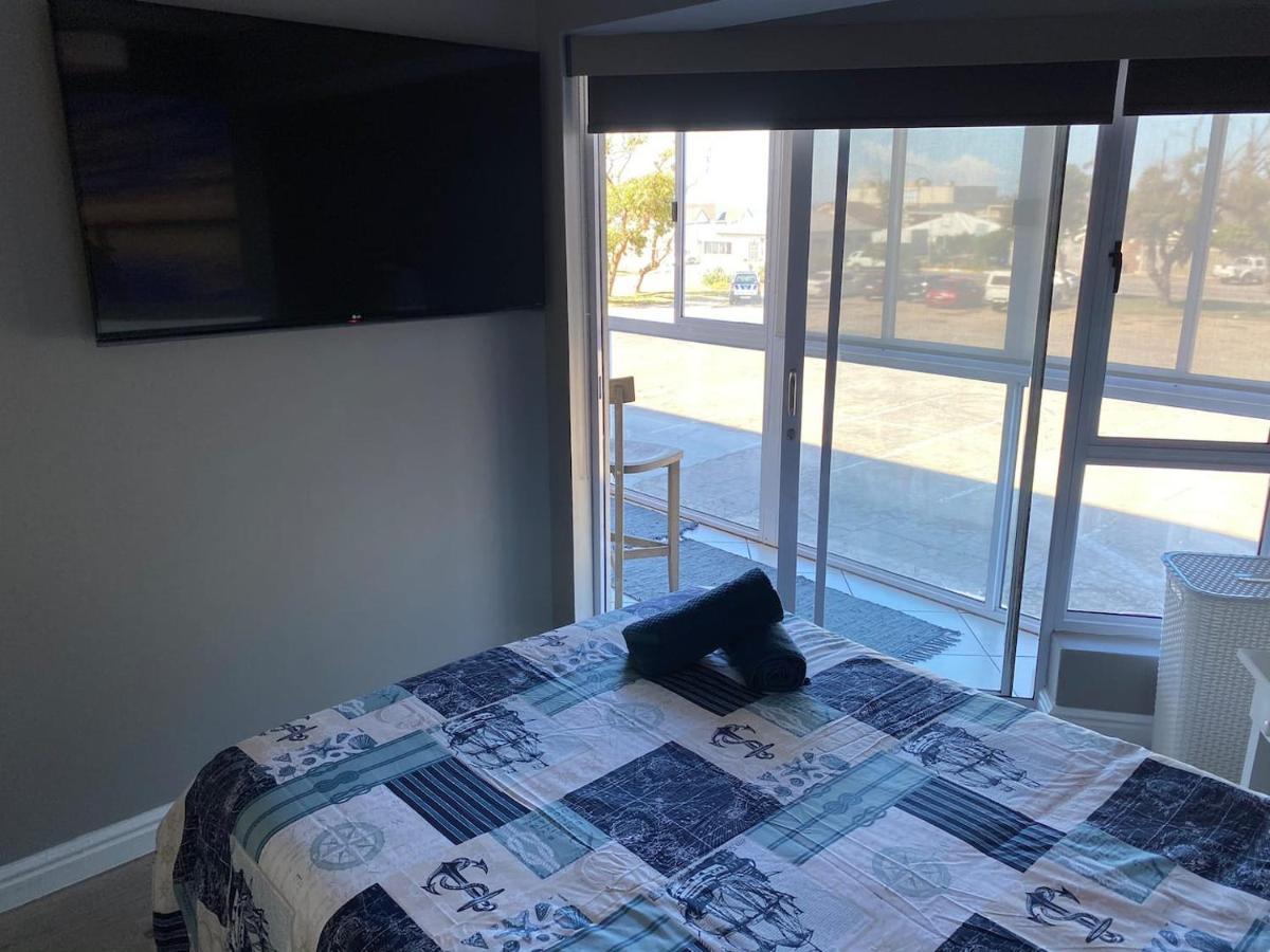 Modern Apartment Walking Distance To Main Beach Restaurants And Other Amenities Jeffreys Bay Exteriér fotografie