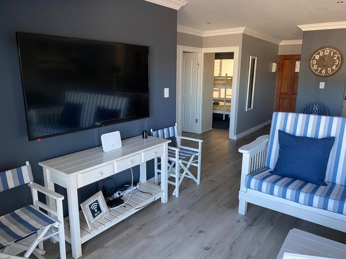 Modern Apartment Walking Distance To Main Beach Restaurants And Other Amenities Jeffreys Bay Exteriér fotografie