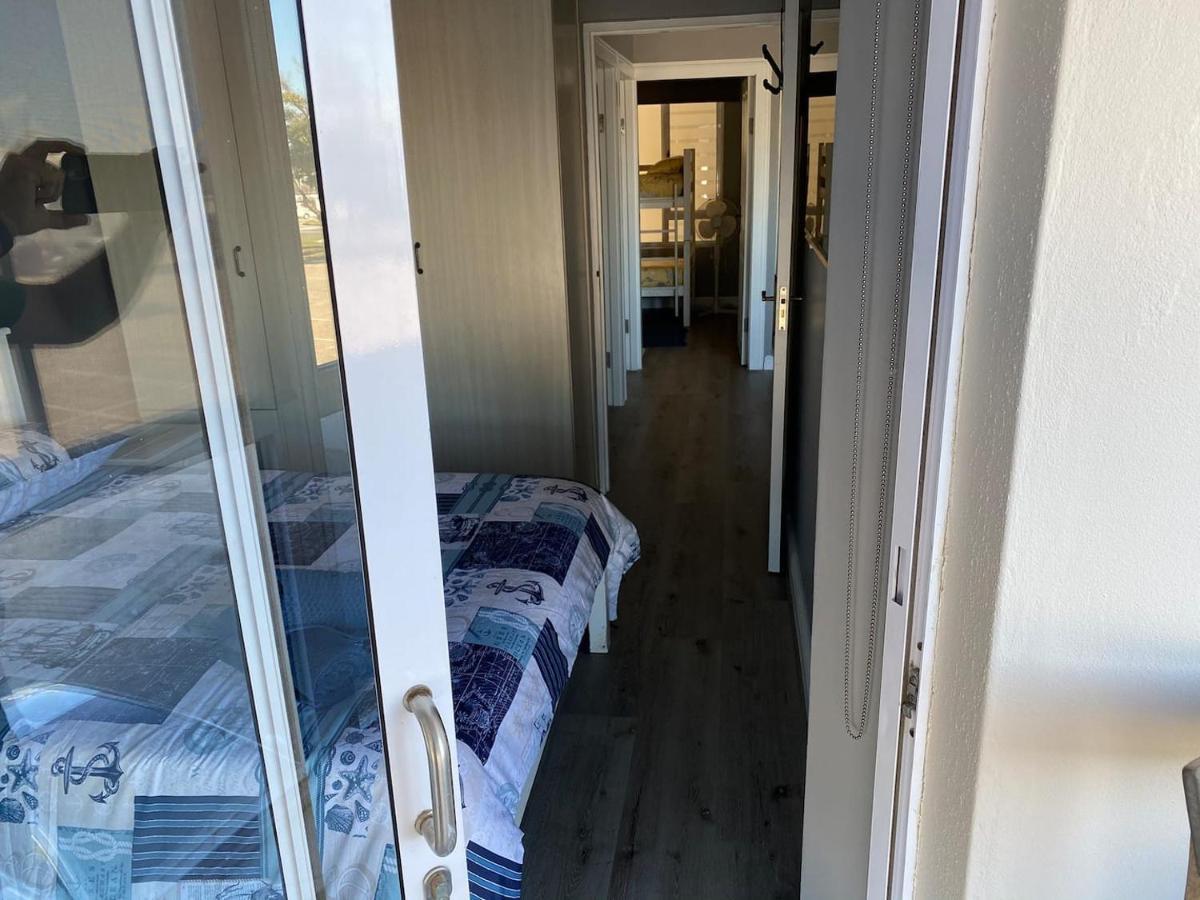 Modern Apartment Walking Distance To Main Beach Restaurants And Other Amenities Jeffreys Bay Exteriér fotografie