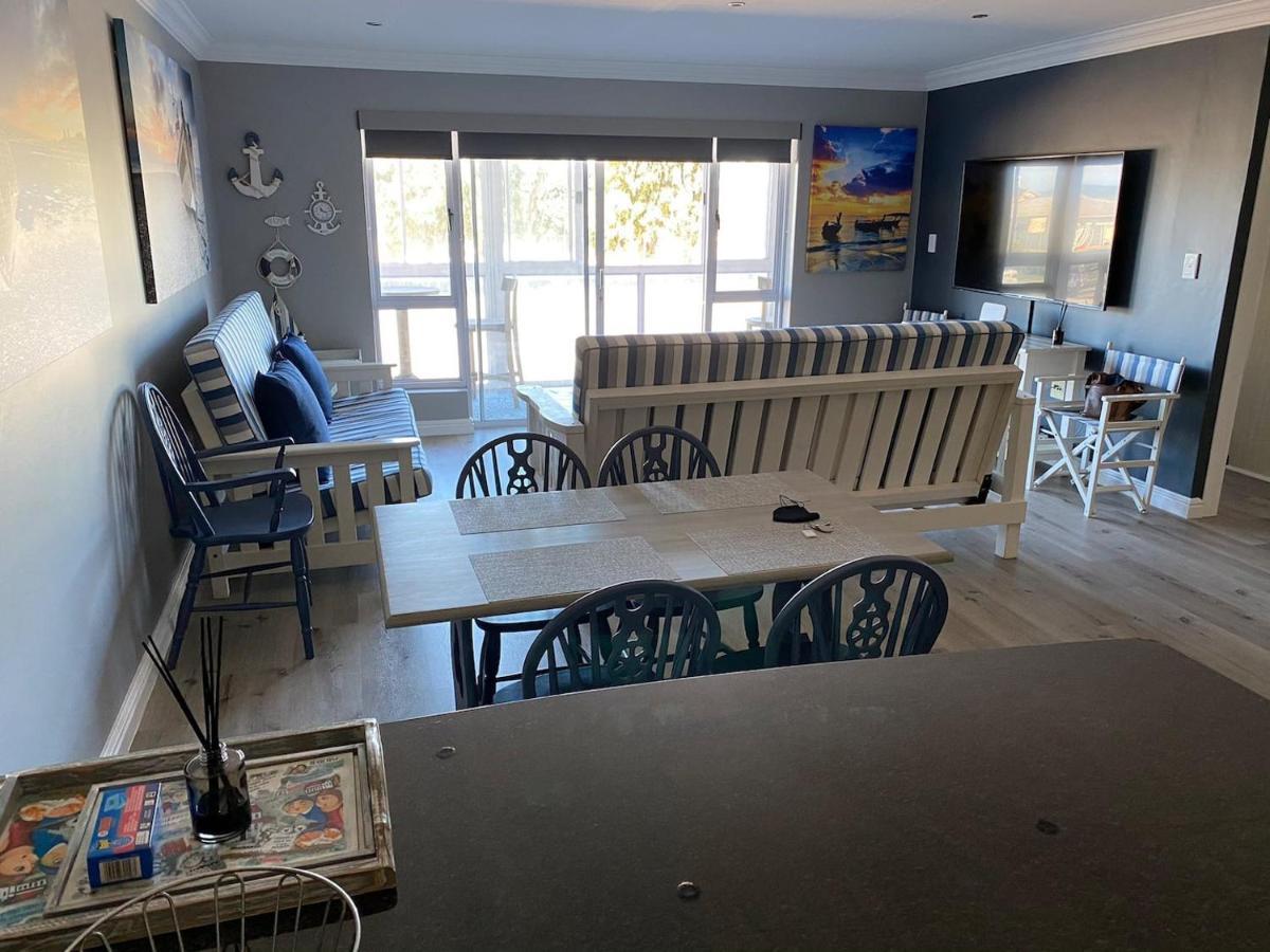 Modern Apartment Walking Distance To Main Beach Restaurants And Other Amenities Jeffreys Bay Exteriér fotografie