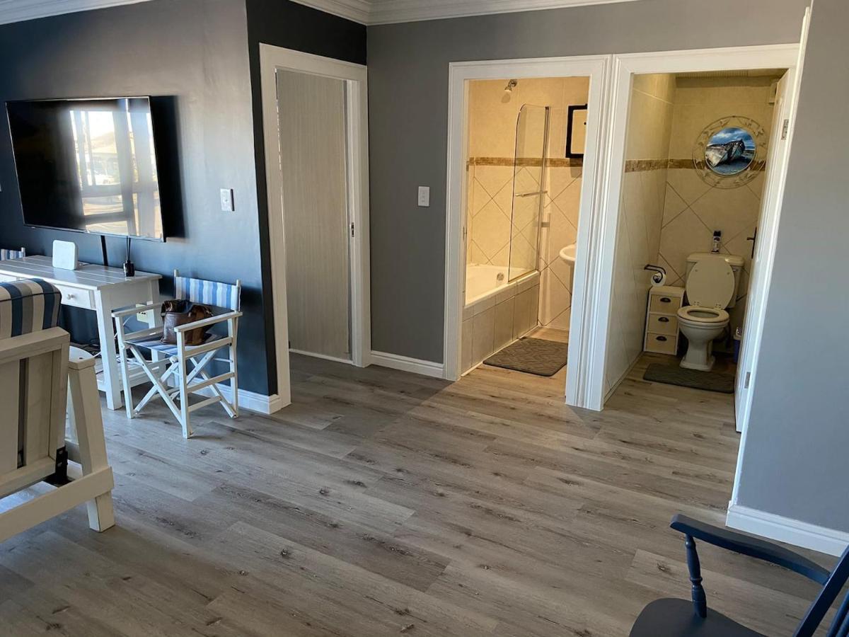 Modern Apartment Walking Distance To Main Beach Restaurants And Other Amenities Jeffreys Bay Exteriér fotografie