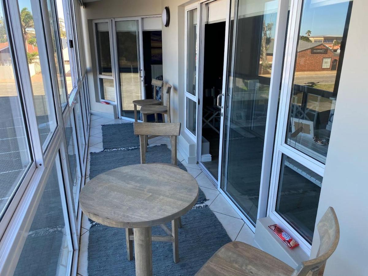 Modern Apartment Walking Distance To Main Beach Restaurants And Other Amenities Jeffreys Bay Exteriér fotografie