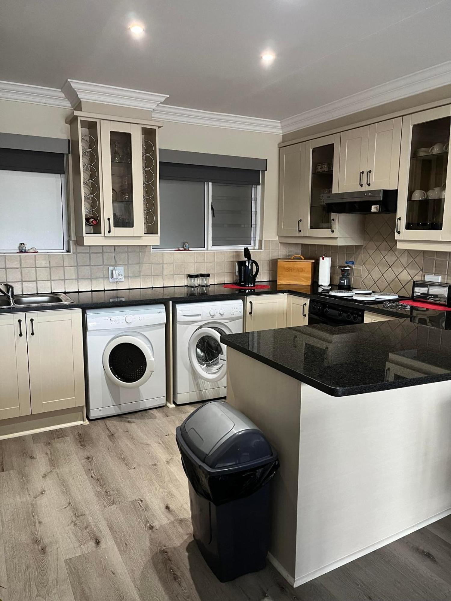 Modern Apartment Walking Distance To Main Beach Restaurants And Other Amenities Jeffreys Bay Exteriér fotografie